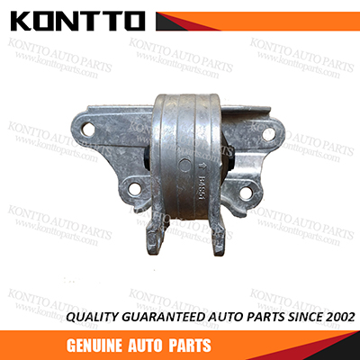 Engine mount/ MN101073